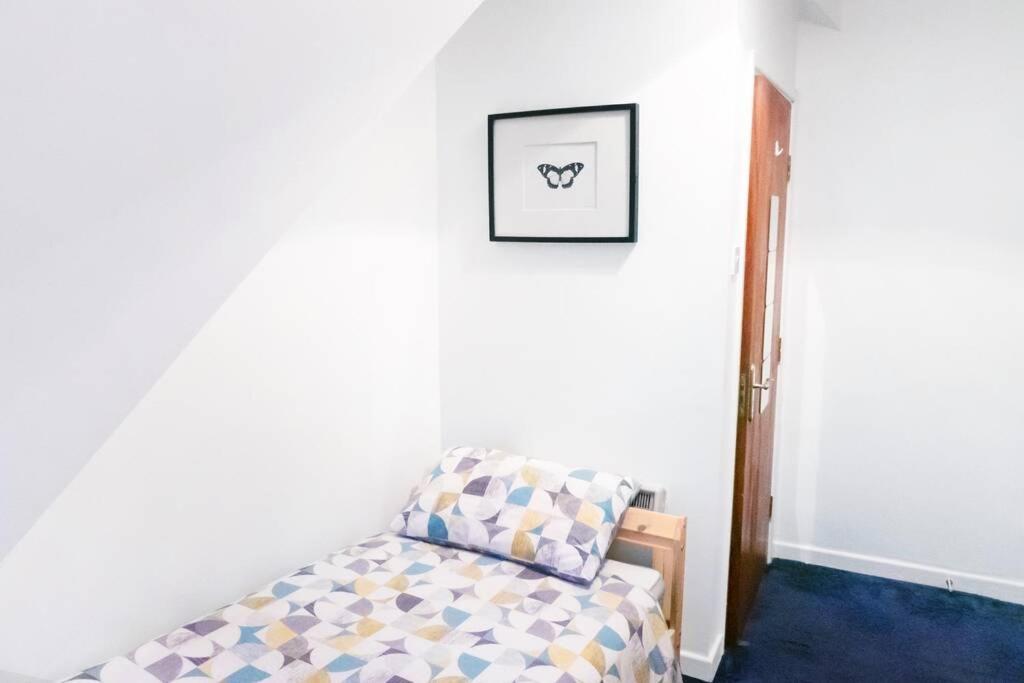 Apartment Up To 9 Close To Centre, Big Tv And Wifi Cardiff Exterior foto